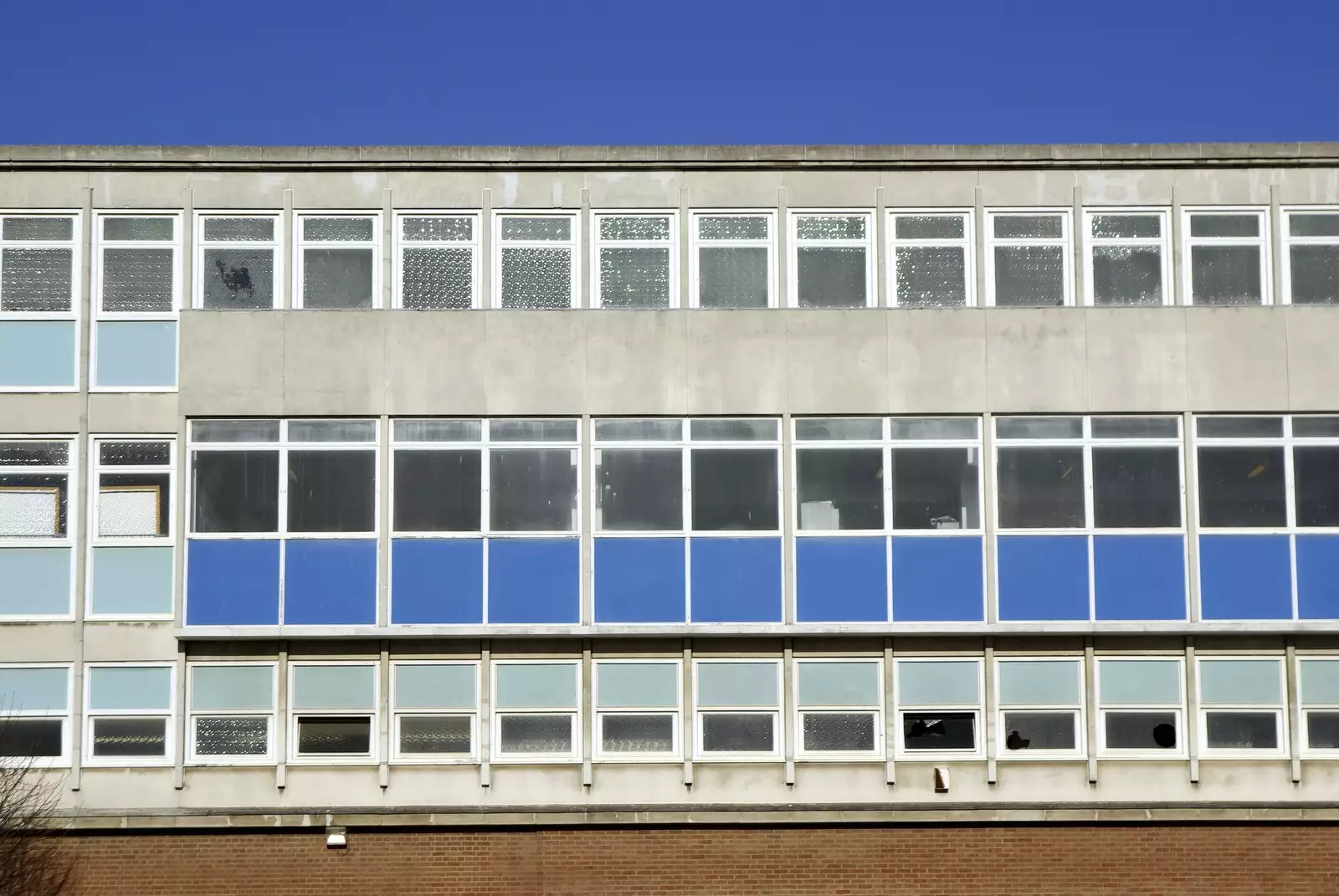 The stark 1960s facia of Ipswich Woolworths , from Taptu: A New Start-up, and The BBs at the Apollo Rooms, Harleston - 3rd February 2007