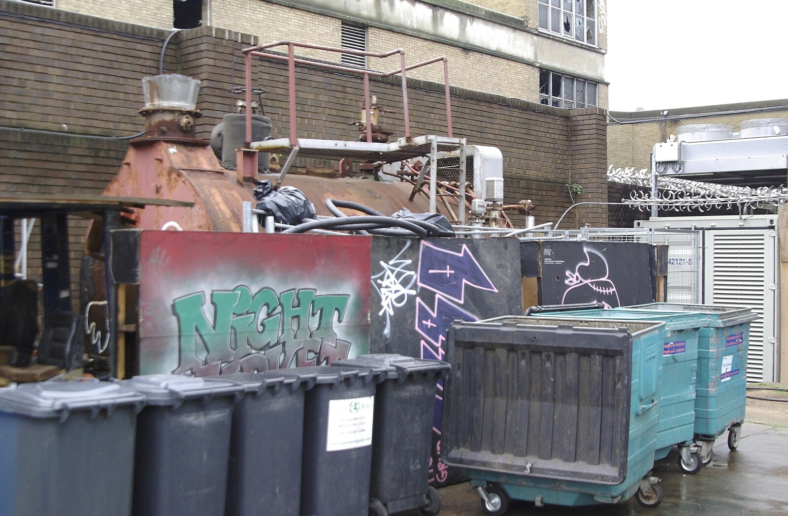 More graffiti, wheelie bins and a pile of junk from From East End to East Coast: Brick Lane and Walberswick, London and Suffolk - 9th February 2007
