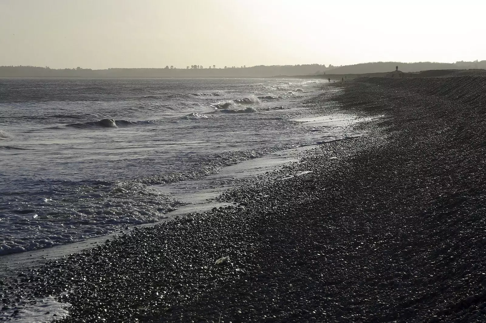 Gravelly beach, from From East End to East Coast: Brick Lane and Walberswick, London and Suffolk - 9th February 2007