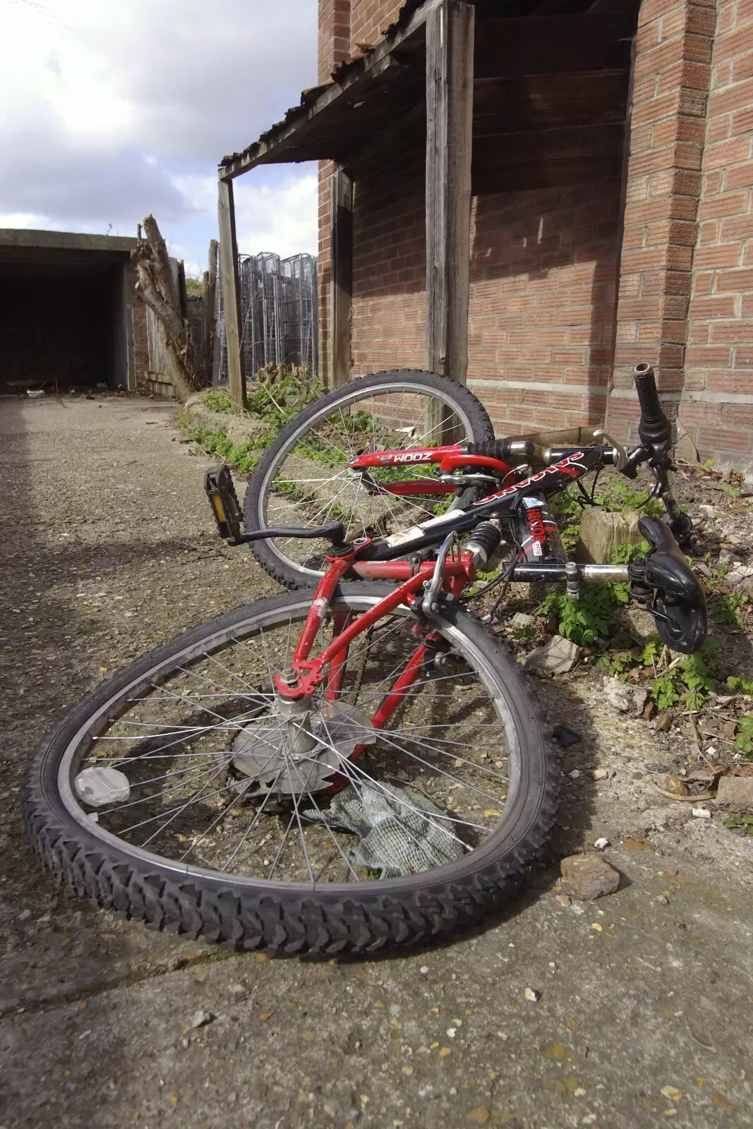 A mangled bicycle, from The Derelict Salam Newsagents, Perne Road, Cambridge - 18th March 2007