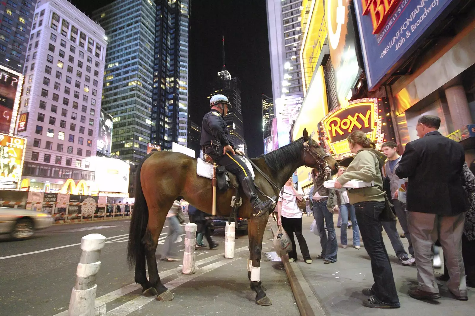 Isobel says hello to a police horse, from A Central Park Marathon, Les Paul at the Iridium Club and an Empire State Sunset, New York, US - 25th March 2007