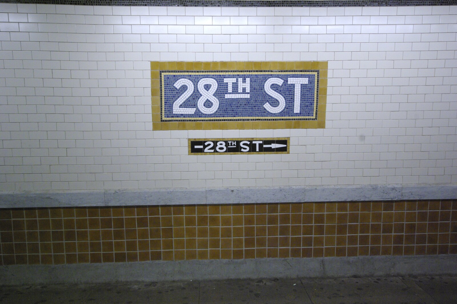 Persian Day Parade, Upper East Side and Midtown, New York, US - 25th March 2007: The 28th Street subway sign