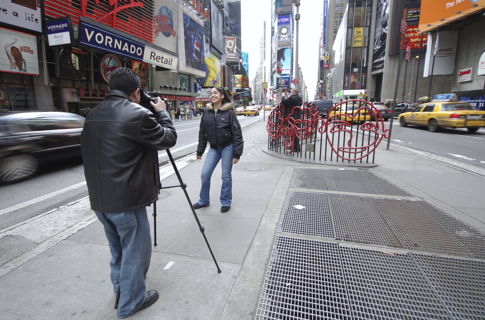 Crossing Brooklyn Bridge, New York, US - 26th March 2007: Filming in Times Square