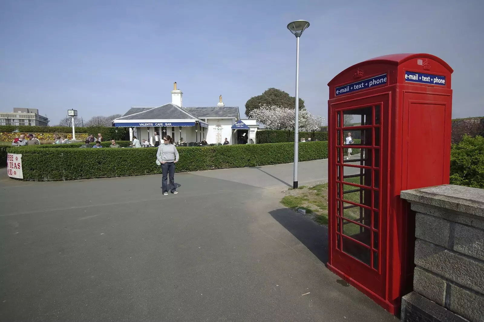 Isobel mills around near a K6 phonebox on East Hoe, from A Trip to The Barbican, Plymouth, Devon - 6th April 2007