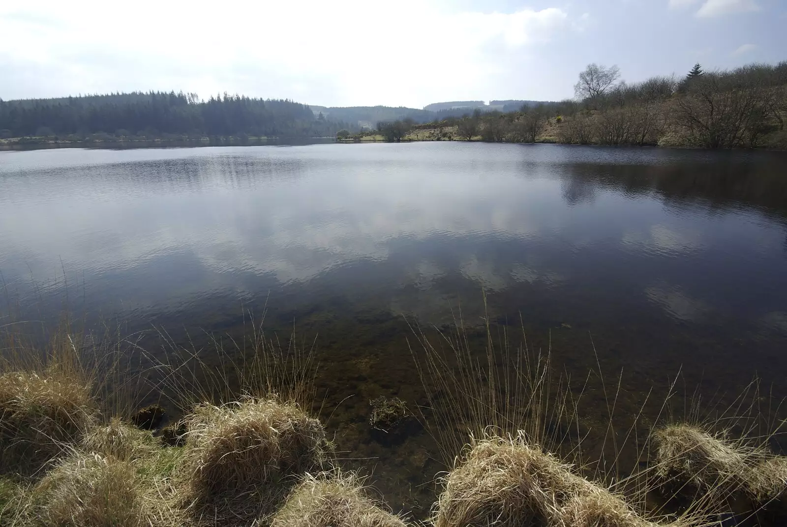 Fernworthy Resevoir, from A Walk up Sheepstor and Visiting Sis and Matt, Dartmoor and Chagford, Devon - 9th April 2007