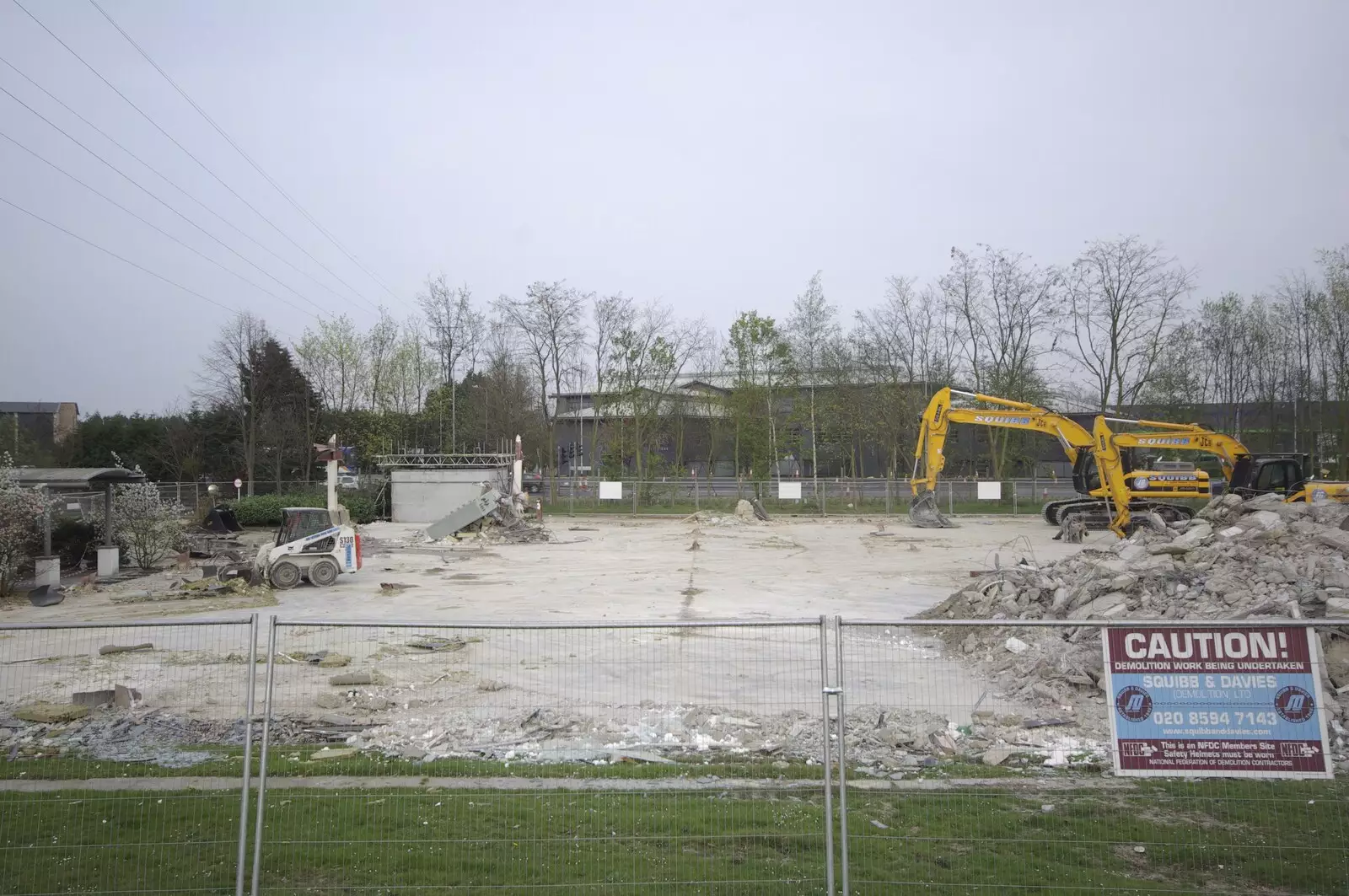 Back at the Science Park, the site is almost clear, from Science Park Demolition, Bjarne Stroustrup, and Taptu/Qualcomm Miscellany, Cambridge - 29th April 2007