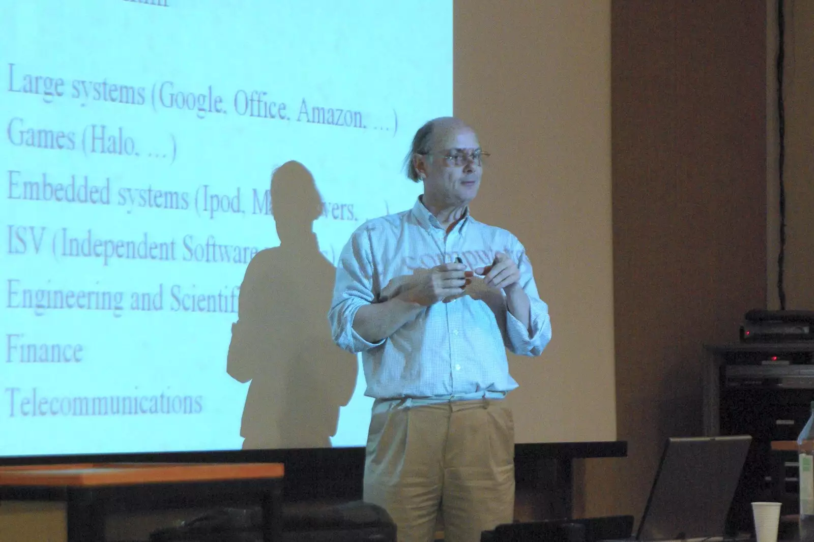 Bjarne gives a lecture, from Science Park Demolition, Bjarne Stroustrup, and Taptu/Qualcomm Miscellany, Cambridge - 29th April 2007