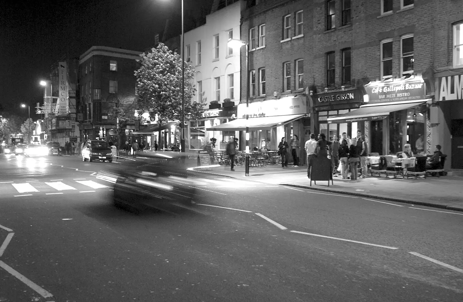 Upper Street in Black and White, from May Miscellany: London, Louise's Birthday, Norwich, and Steve Winwood, Islington and Cambridge - May 2007