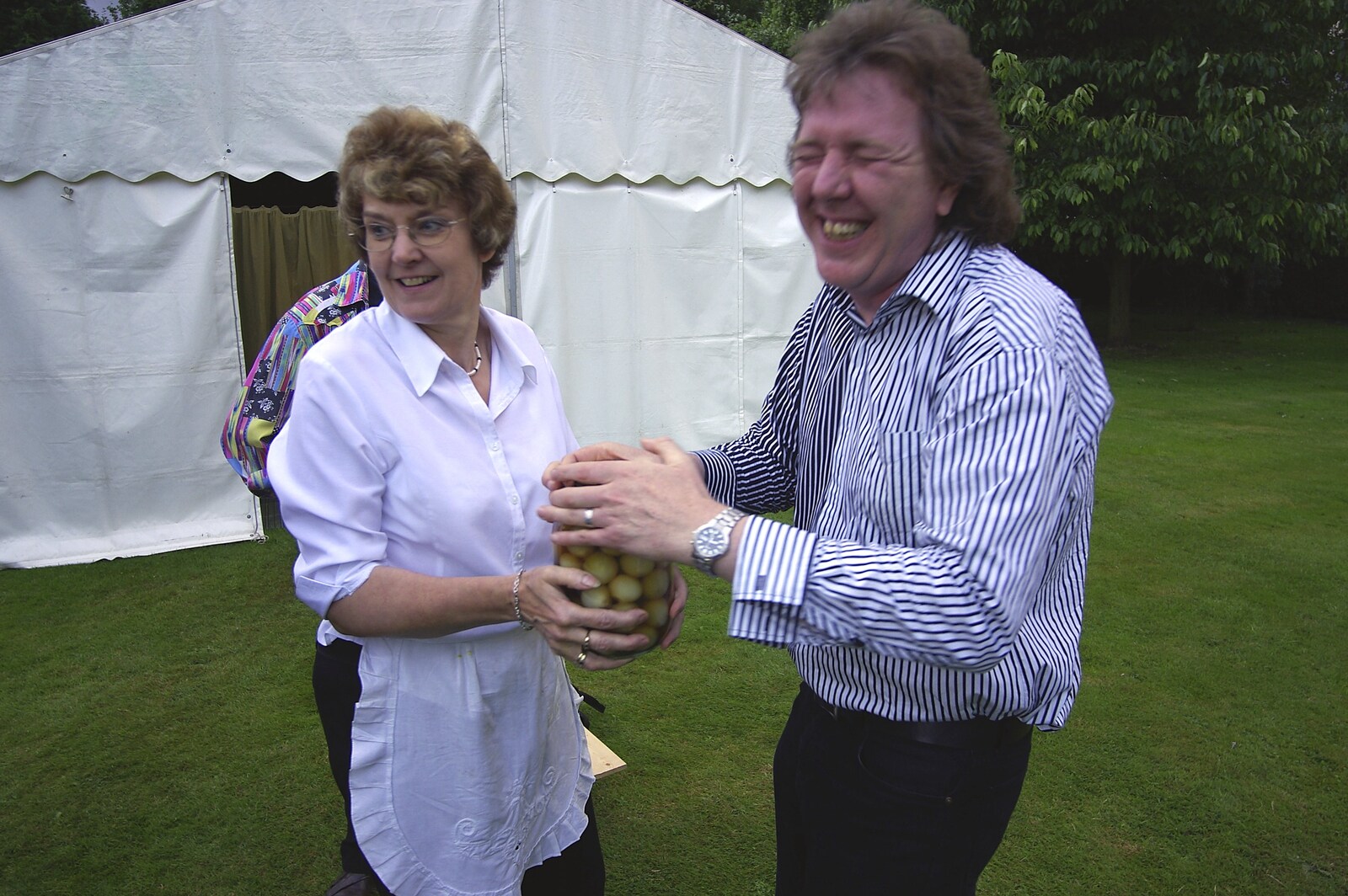 Max helps to open a jar of pickled onions from The BBs in a Garden, and a Qualcomm Safari, Woburn, Bedfordshire - 22nd July 2007