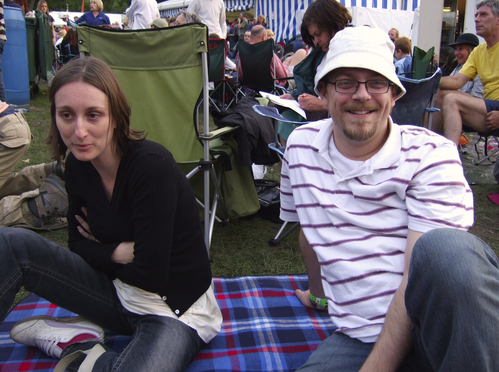 The Cambridge Folk Festival, Cherry Hinton, Cambridge - 27th July 2007: Emma and Matt, with a festival hat