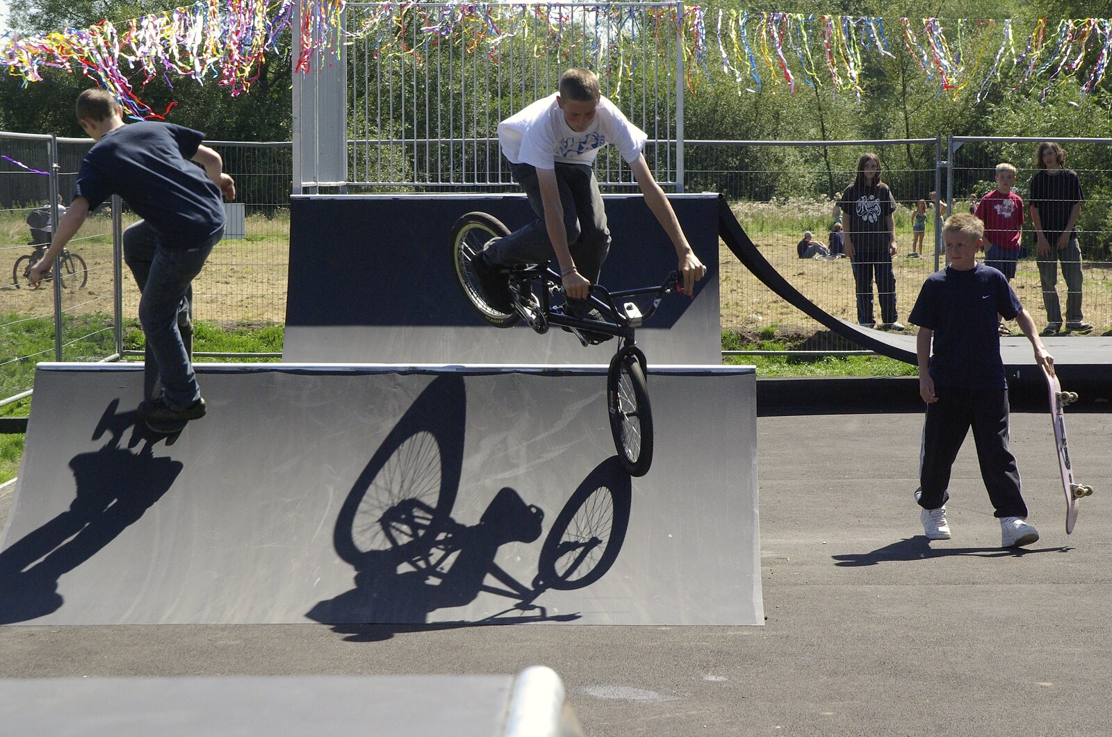 The Opening of Eye Skateboard Park, and The BBs at Cotton, Suffolk - 5th August 2007: Boards and bikes do their thing