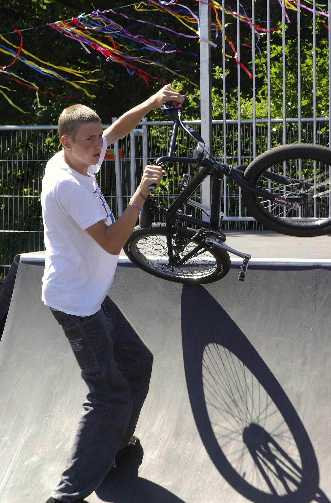 The Opening of Eye Skateboard Park, and The BBs at Cotton, Suffolk - 5th August 2007: A lad gives his BMX a spin