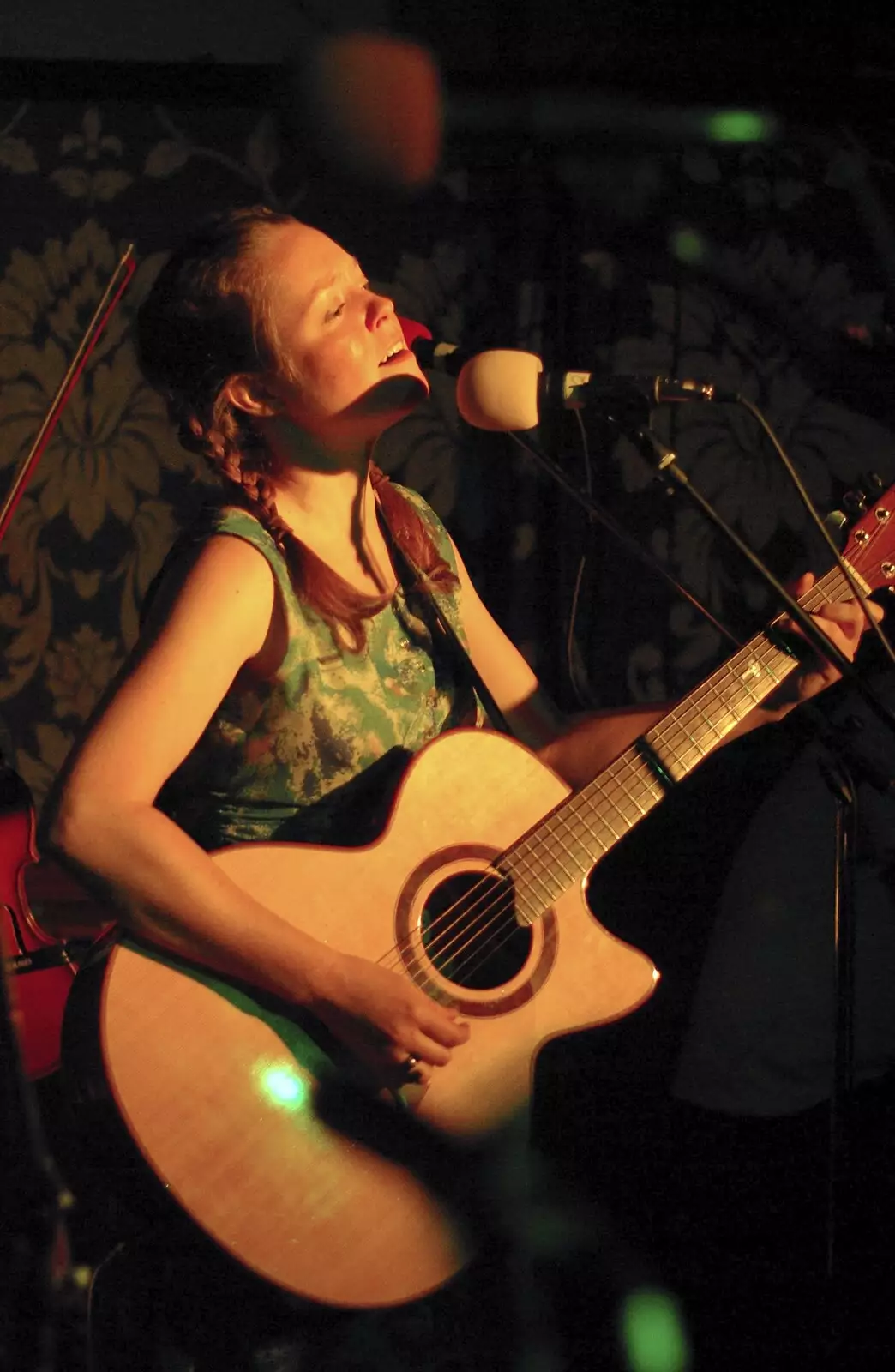 Emily in the zone, from The Shivers Live at the Portland Arms, Cambridge - 26th August 2007