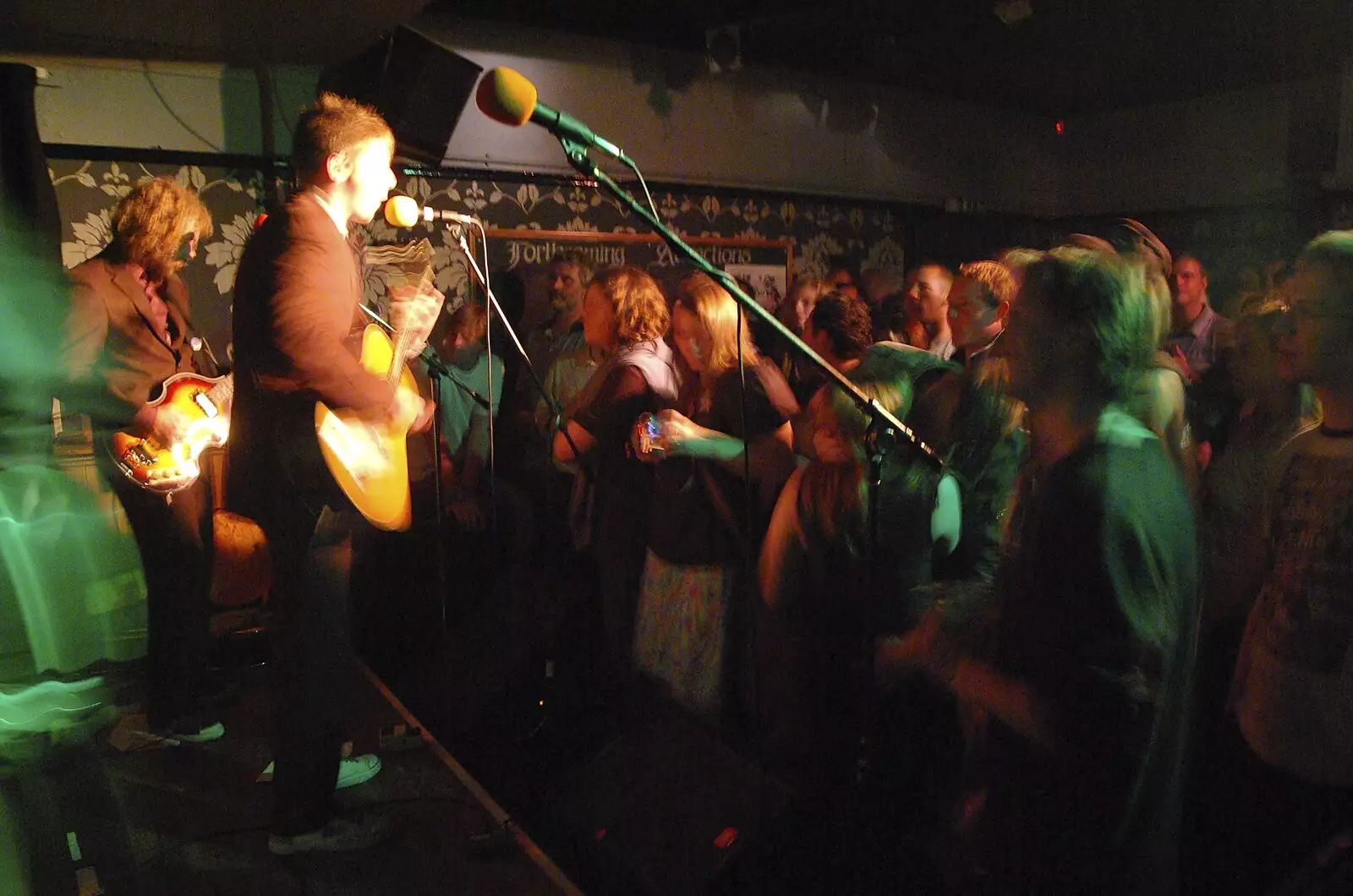 The Portland Arms crowd, from The Shivers Live at the Portland Arms, Cambridge - 26th August 2007