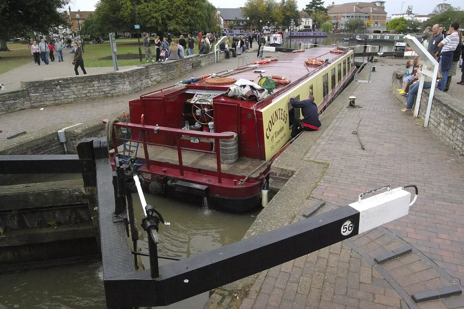 A longboat comes in through the lock, from A BSCC Presentation, and Matt's Wedding Reception, Solihull - 6th October 2007