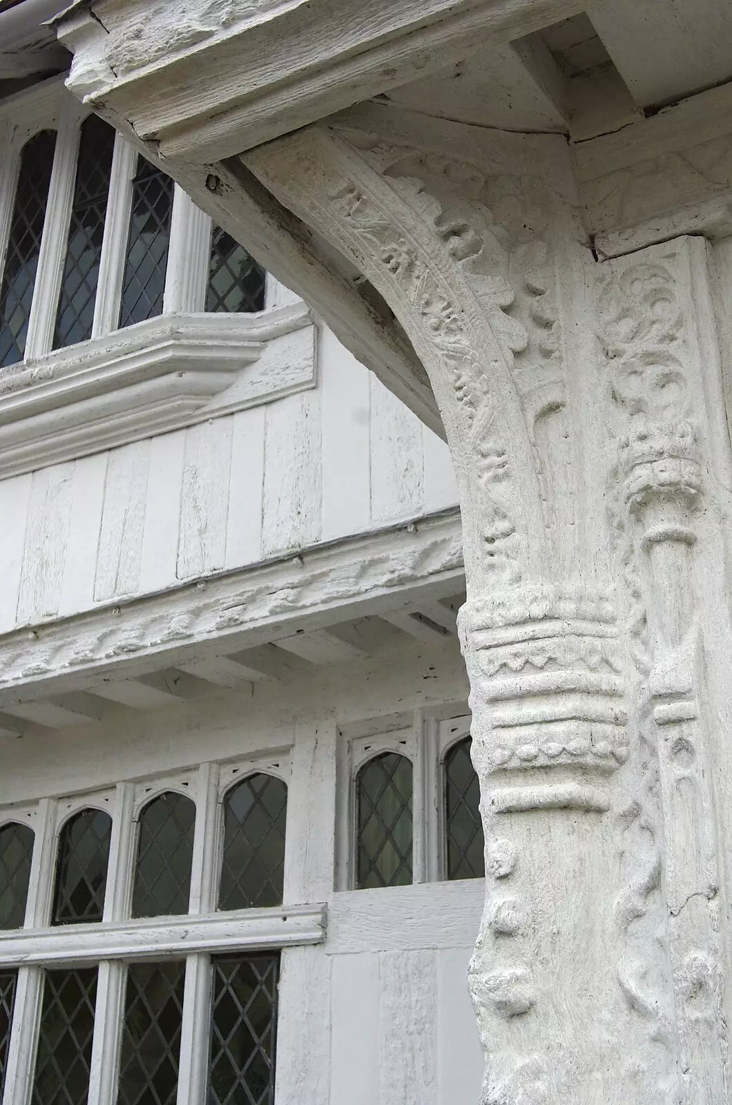 The lime-washed exterior of the Lavenham guildhall, from A Road Trip in an MX-5, and Athlete at the UEA, Lavenham and Norwich - 14th October 2007