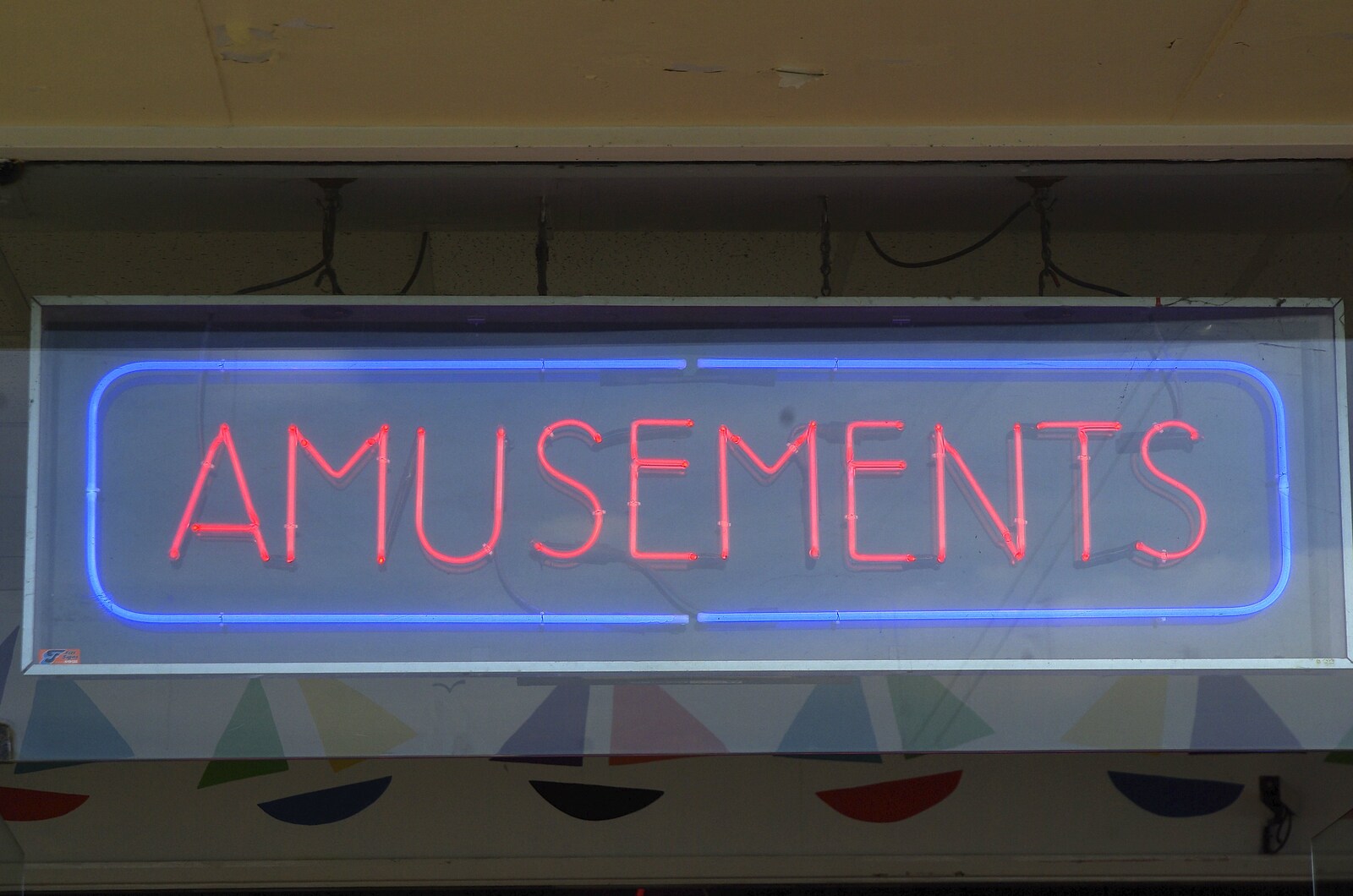A neon amusements sign from Coldham's Traffic Light Destruction, and a Trip to the Pier, Cambridge and Southwold - 21st October 2007