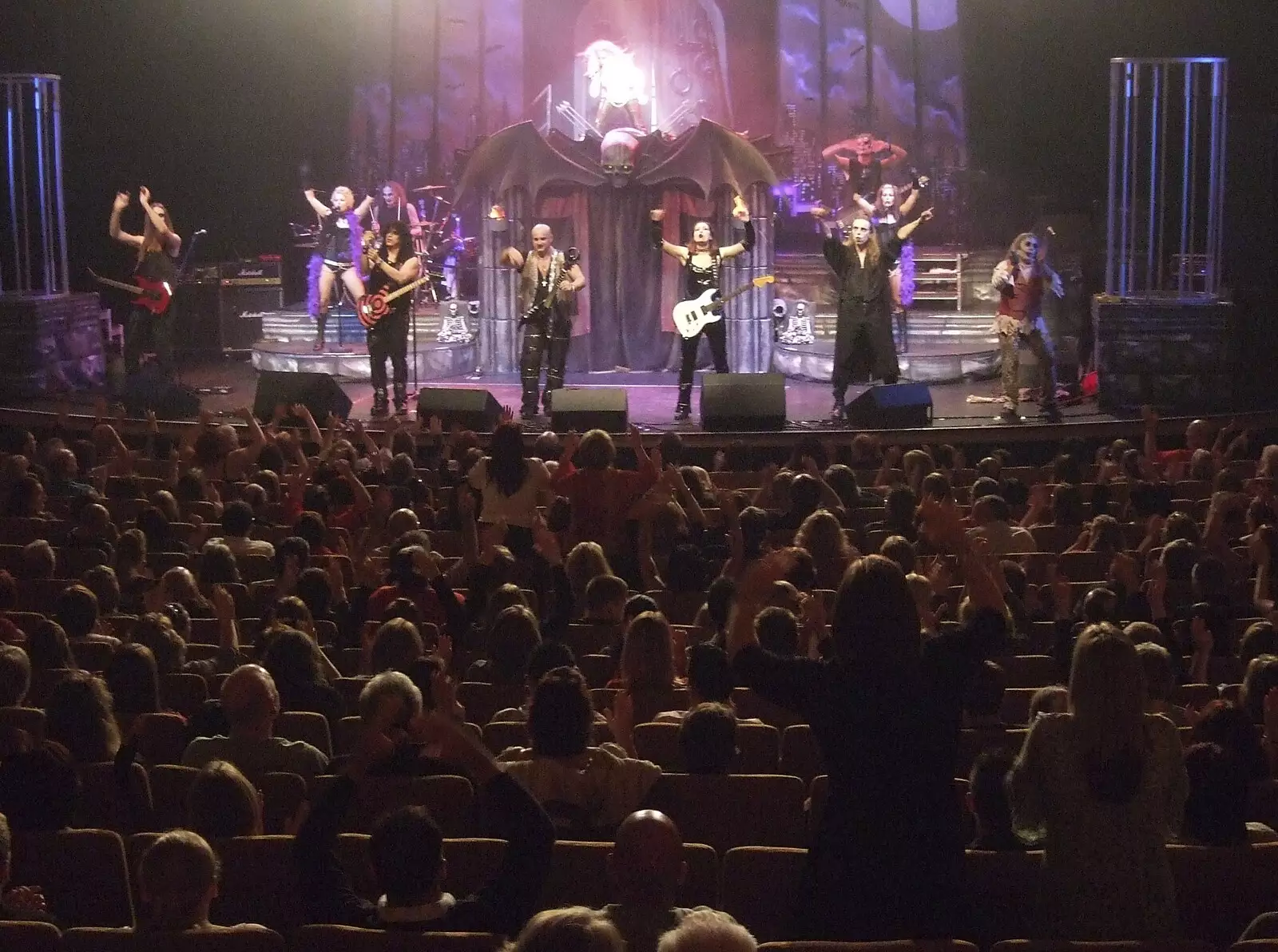 Applause from the audience, from Hell Mary and Vampires Rock, Broadway Theatre, Peterborough - 26th October 2007