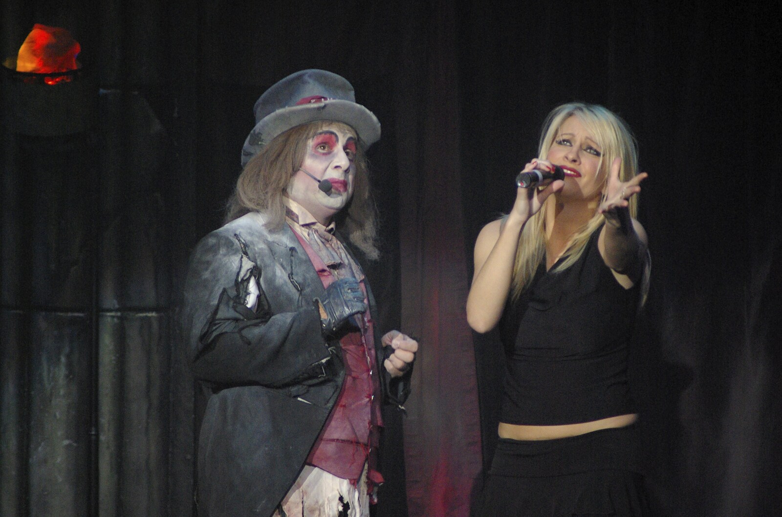 Stringfellow and the lead protagonist, Pandora from Hell Mary and Vampires Rock, Broadway Theatre, Peterborough - 26th October 2007
