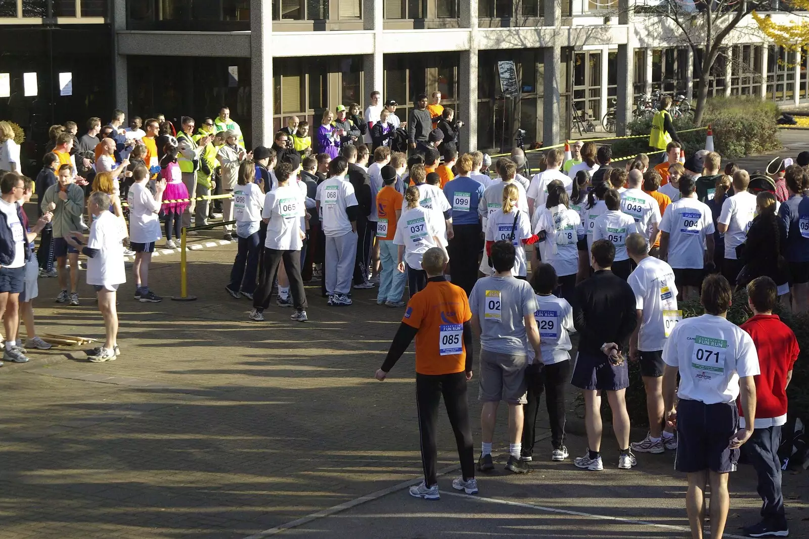 The crowd outside Cambridge Consulting, from Isobel and the Science Park Fun Run, Milton Road, Cambridge - 16th November 2007