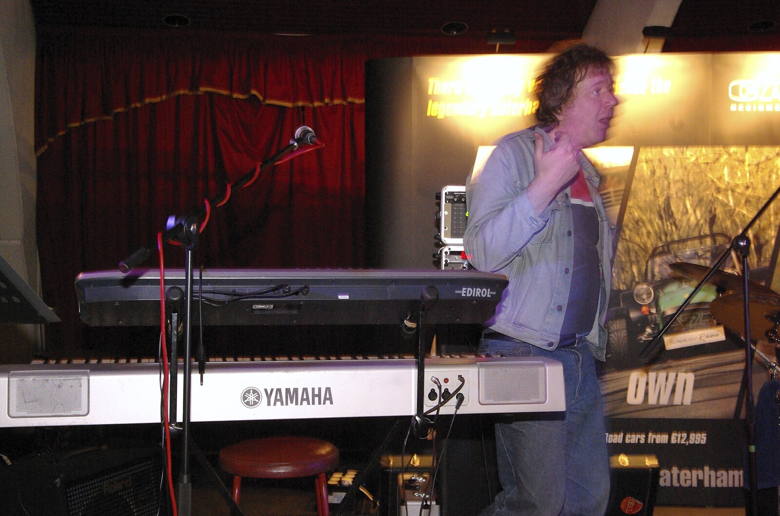 Max and some keyboards from The BBs On Tour, Gatwick Copthorne, West Sussex - 24th November 2007