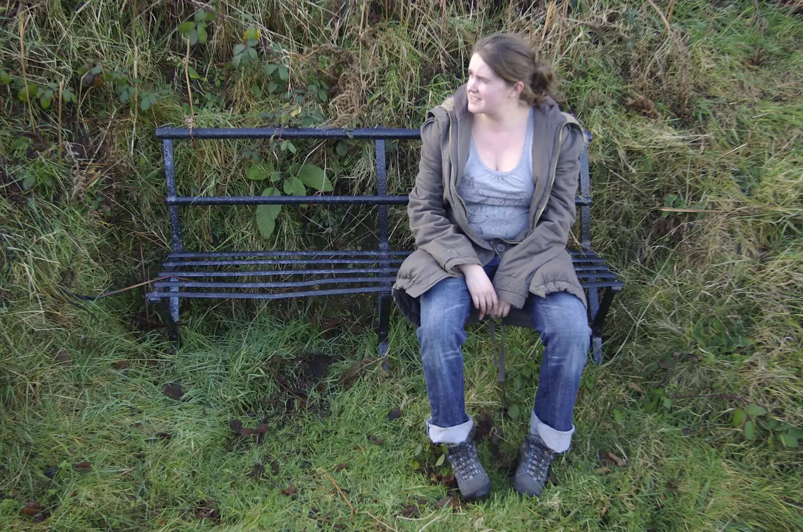 Isobel has a quick rest, from Matt's Allotment and Meldon Hill, Chagford, Devon - 26th December 2007