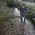 Isobel washes her new boots in the stream, Matt's Allotment and Meldon Hill, Chagford, Devon - 26th December 2007