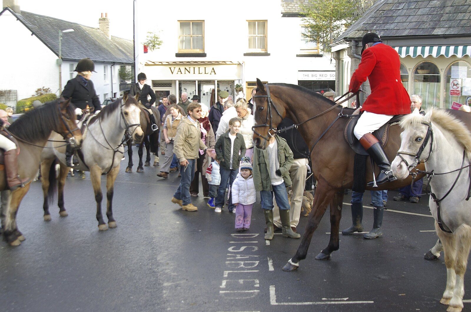The scene in the square from A Boxing Day Hunt, Chagford, Devon - 26th December 2007