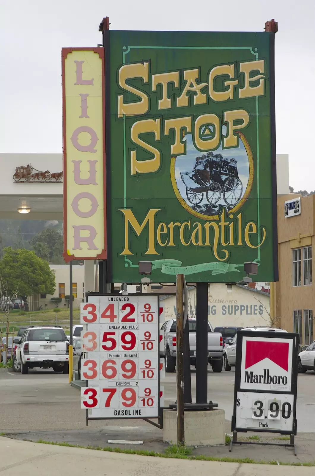 Liquor and gas, from San Diego 8: The Beaches of Torrey Pines, and Ramona, California, USA - 29th February 2008