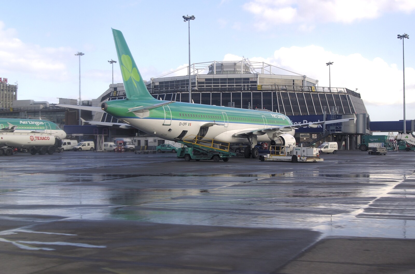 An Aer Lingus 737 on the ground at Dublin from Easter in Dublin, Ireland - 21st March 2008