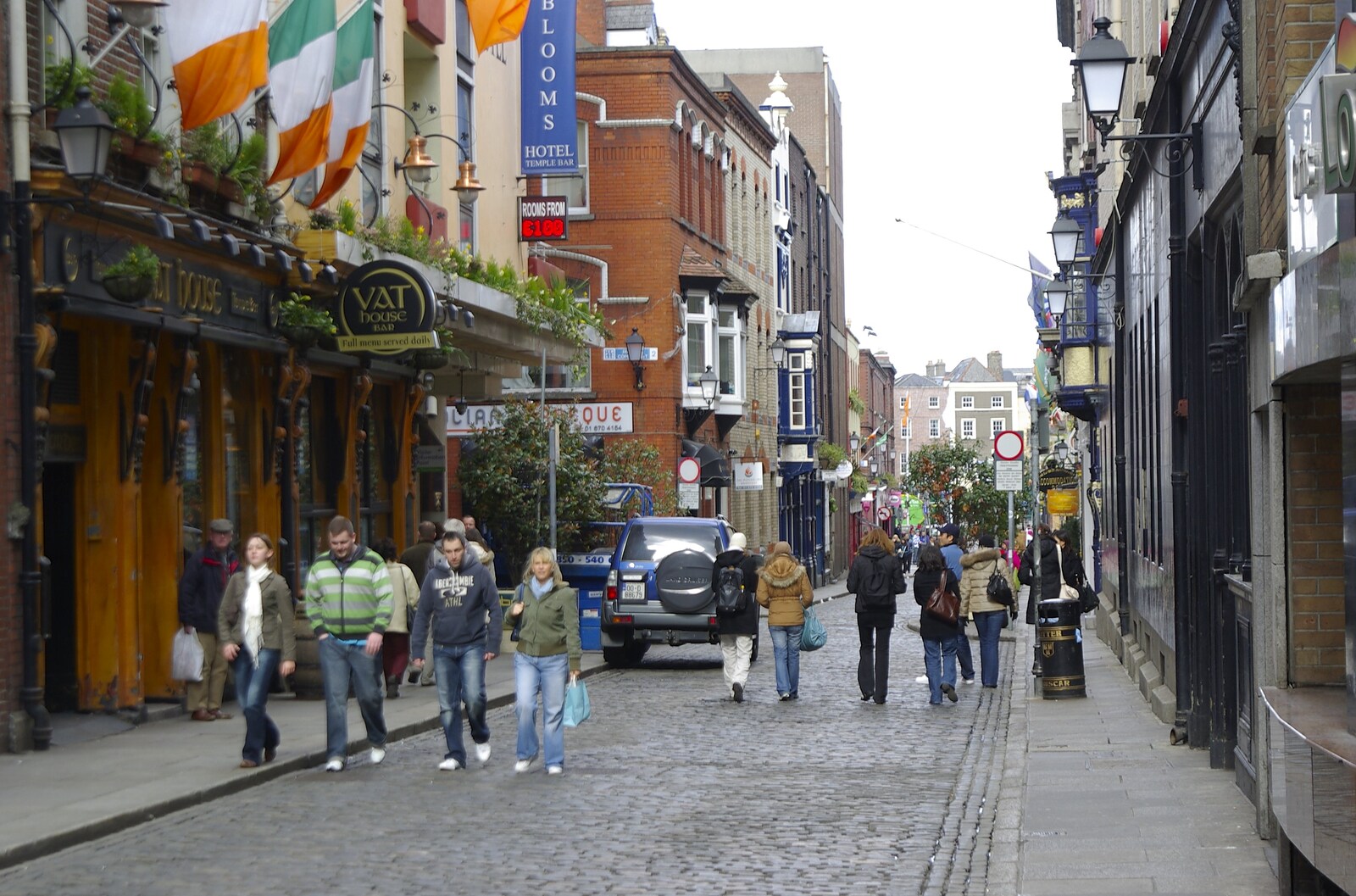 Down in Temple Bar from Easter in Dublin, Ireland - 21st March 2008