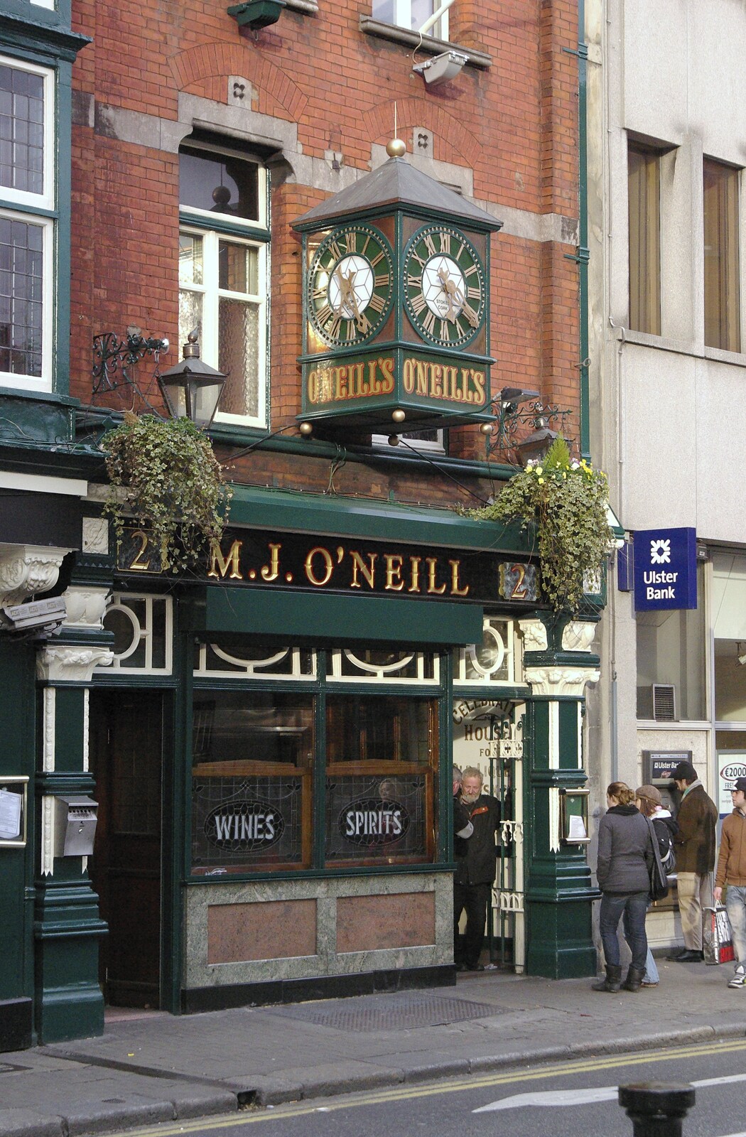 M J O'Neill's bar from Easter in Dublin, Ireland - 21st March 2008
