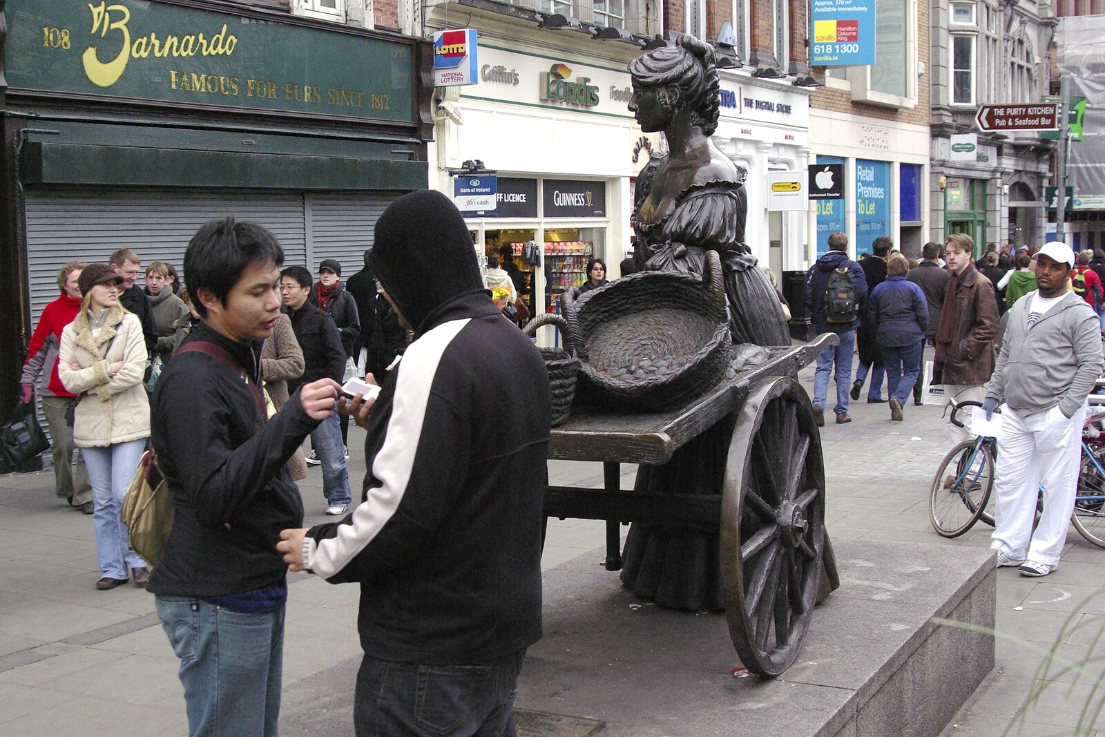 The Molly Malone statue in Dublin from Easter in Dublin, Ireland - 21st March 2008
