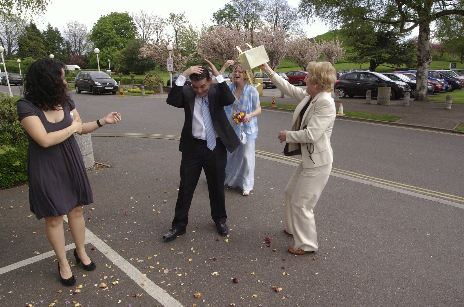 Hani and Anne's Wedding, County Hall, Cambridge - 2nd May 2008: The remains of the confetti is tipped on Hani