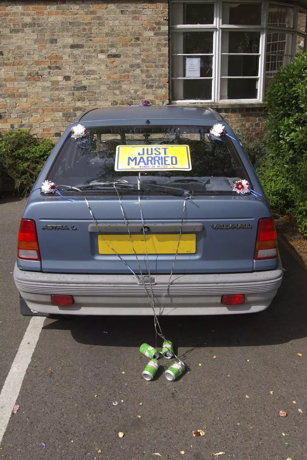 Nosher's old car has 'just married' on it, from Hani and Anne's Wedding, County Hall, Cambridge - 2nd May 2008