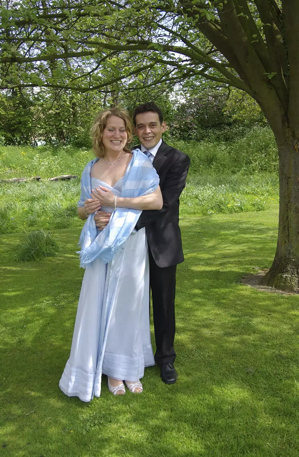 A photo under a tree, from Hani and Anne's Wedding, County Hall, Cambridge - 2nd May 2008