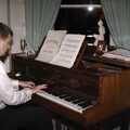 2008 Nosher plays piano