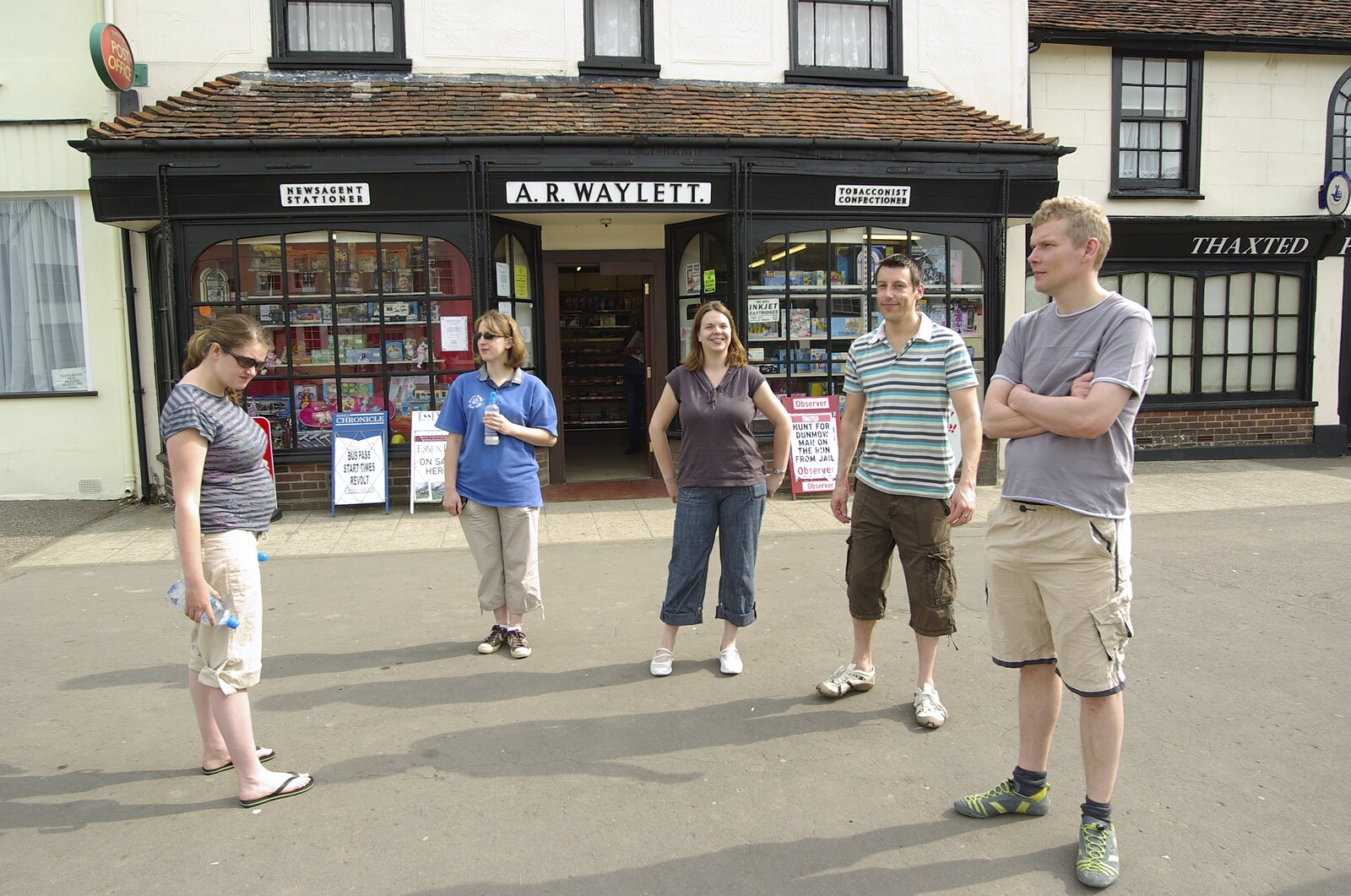 The BSCC Weekend Away, Thaxted, Essex - 10th May 2008: Hanging around outside Waylett's shop 