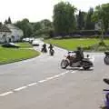 A bunch of motorbikes rumble off, The BSCC Weekend Away, Thaxted, Essex - 10th May 2008