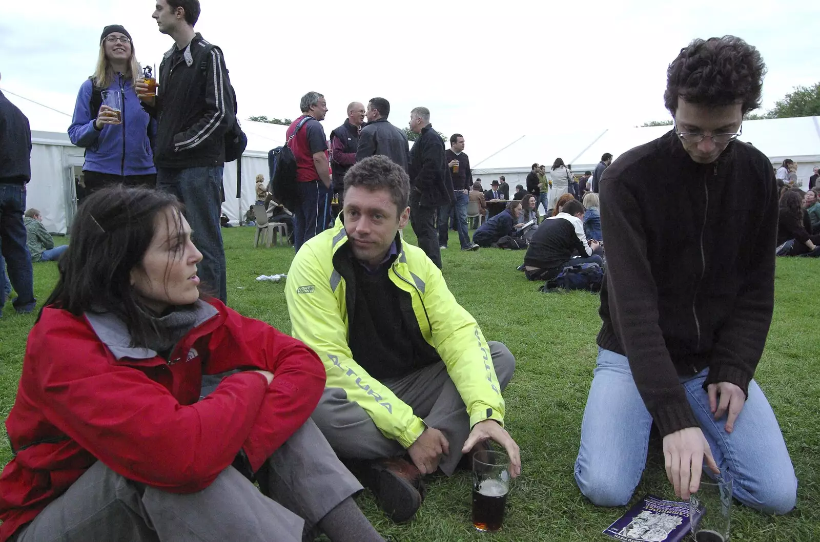 Suzanne, Nick and Ben, from Cambridge and Hoxne Beer Festivals, and Mill Road Dereliction - 26th May 2008