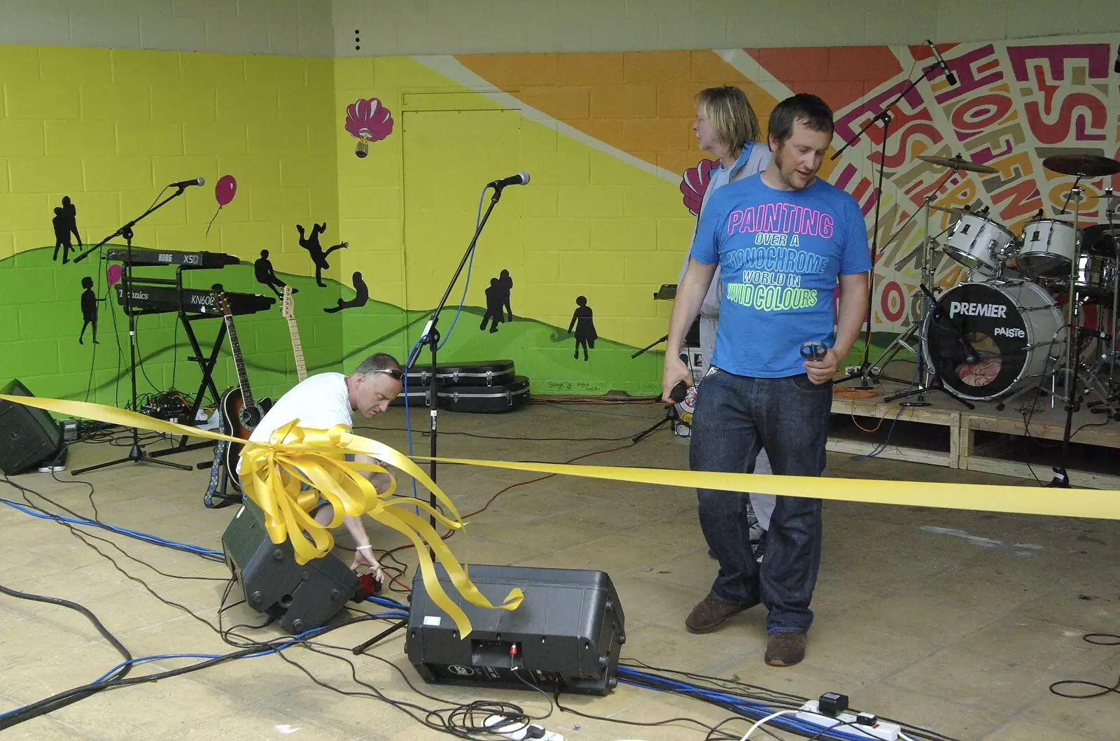 The band clear up, from Morris Dancing, and Rick Wakeman Opens the Park Pavillion Mural, Diss, Norfolk - 30th May 2008