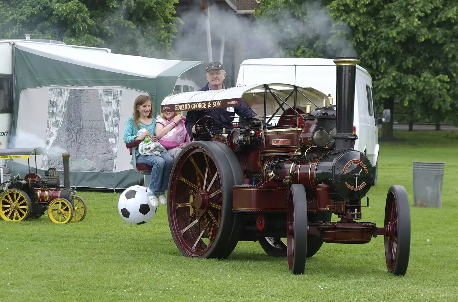 A mini traction engine ferries some kids around, from A New Bedroom, and The Cambridge County Show, Parker's Piece, Cambridge and Brome - 14th June 2008