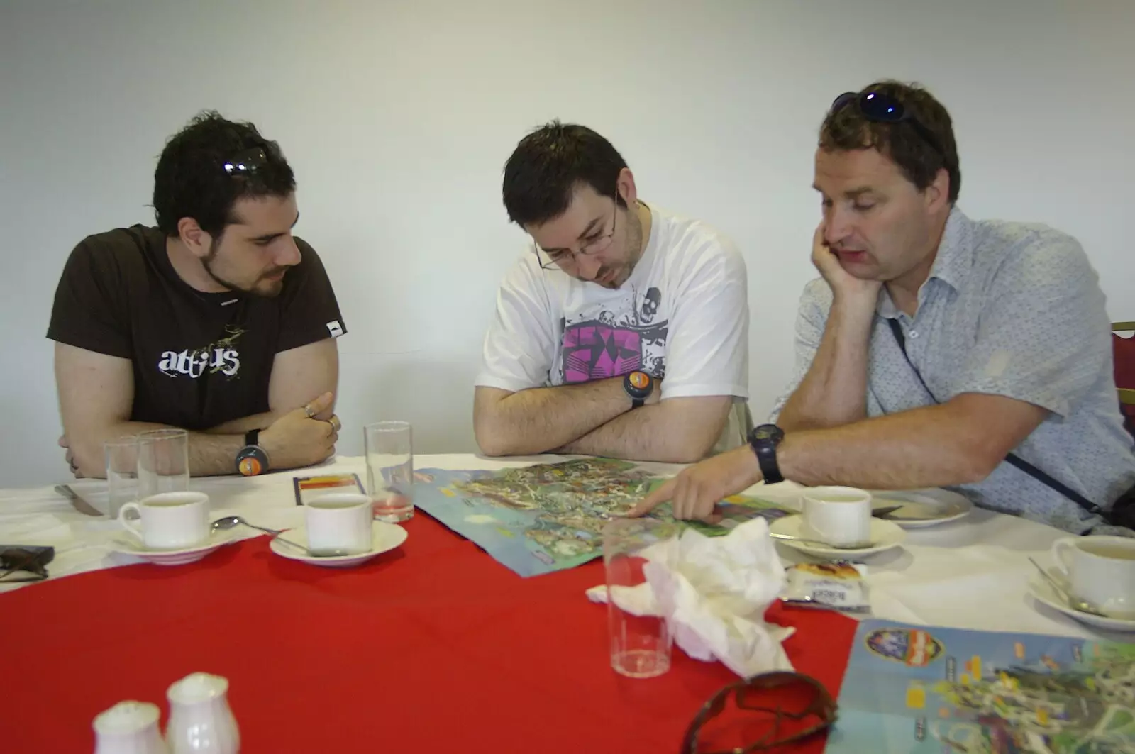 Guiliano, Peter and Dan plot their route, from Qualcomm at Alton Towers, Staffordshire - 29th June 2008