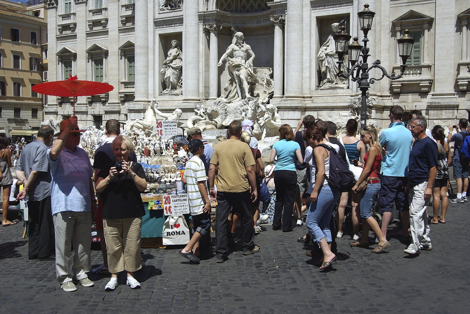 Crowds of tourists from A Sojourn in The Eternal City, Rome, Italy - 22nd July 2008