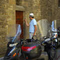 A Day Trip to Firenze, Tuscany, Italy - 24th July 2008, Pieter takes a camera-phone photo