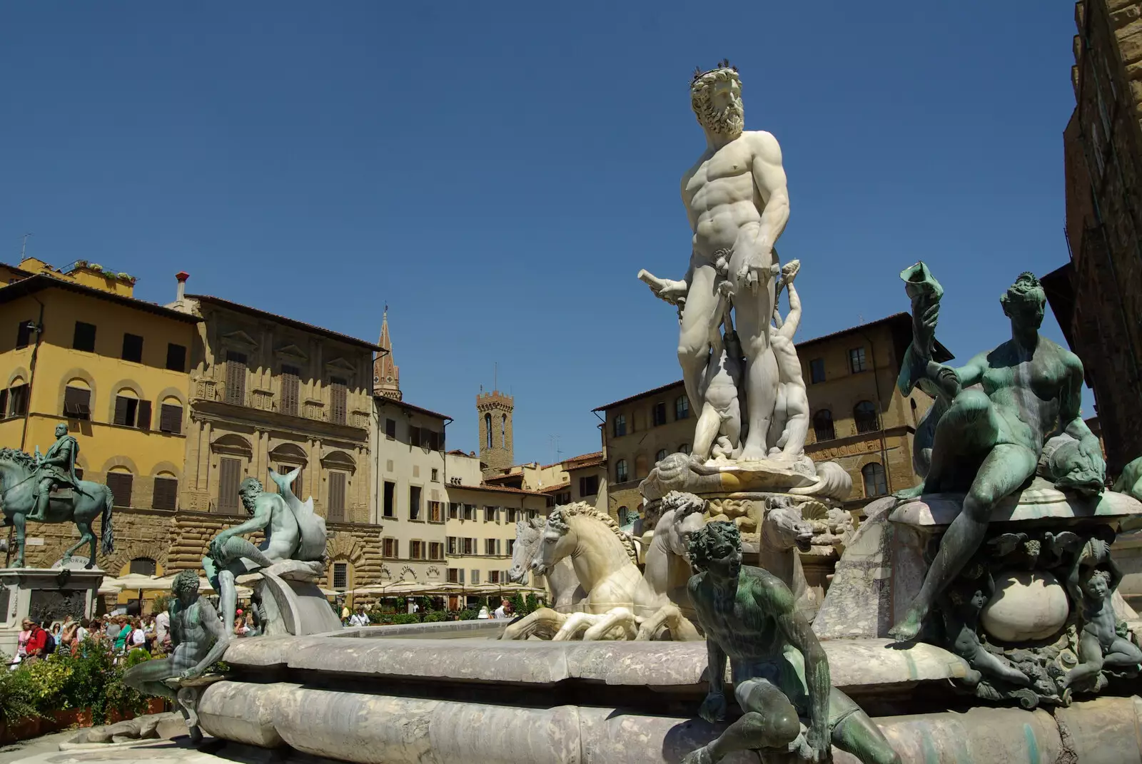 A bunch of statues, from A Day Trip to Firenze, Tuscany, Italy - 24th July 2008