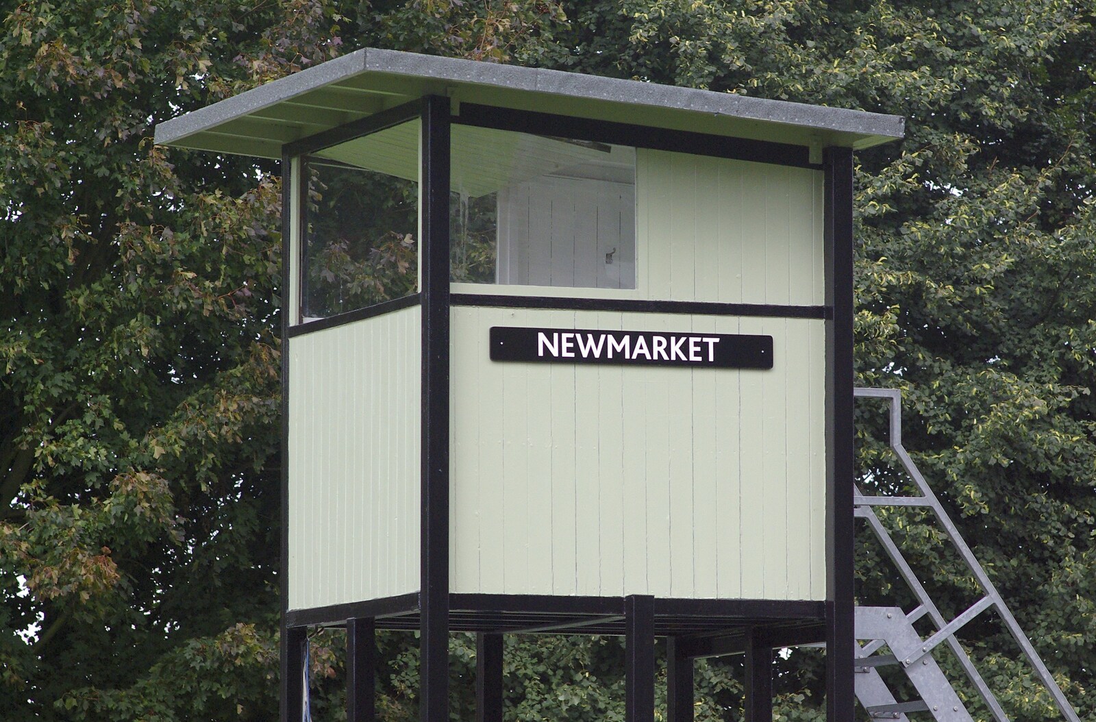 The Newmarket July Course lookout hut on stilts from A Day At The Races, Newmarket, Suffolk - 23rd August 2008