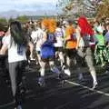 Bright wigs run off , The Cambridge Fun Run, Milton Road, Cambridge - 14th November 2008