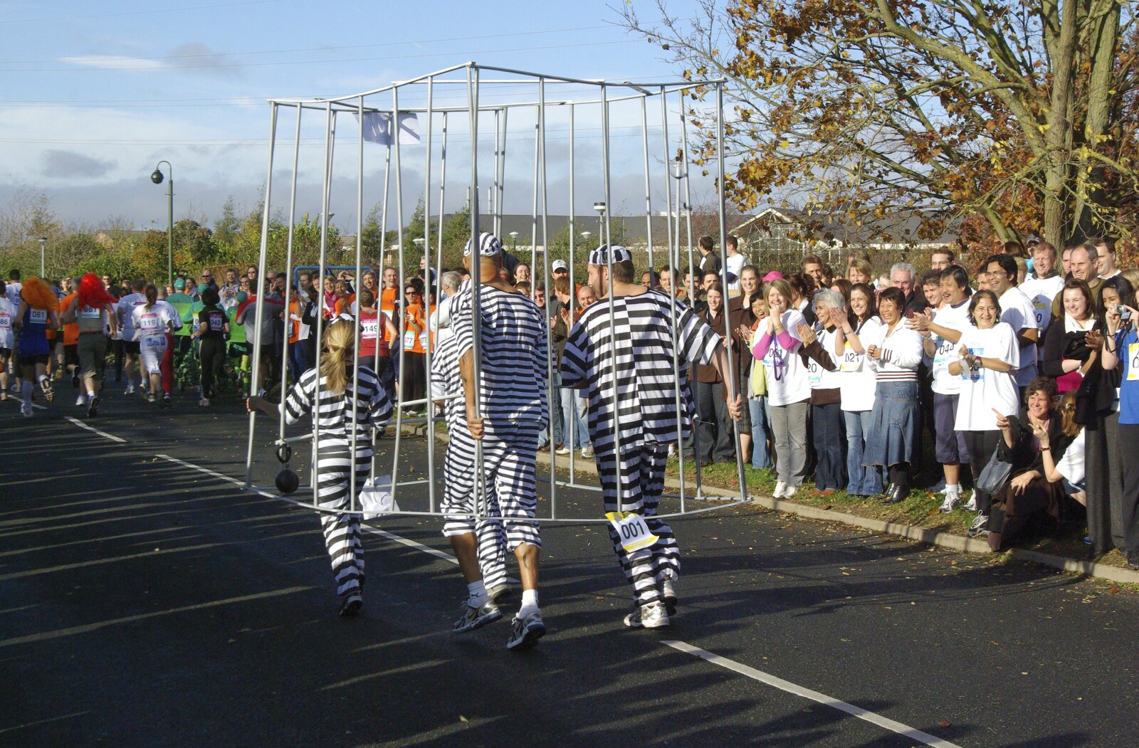 The Cambridge Fun Run, Milton Road, Cambridge - 14th November 2008: A novelty entry, toting a portable jail-cell made of plastic pipe
