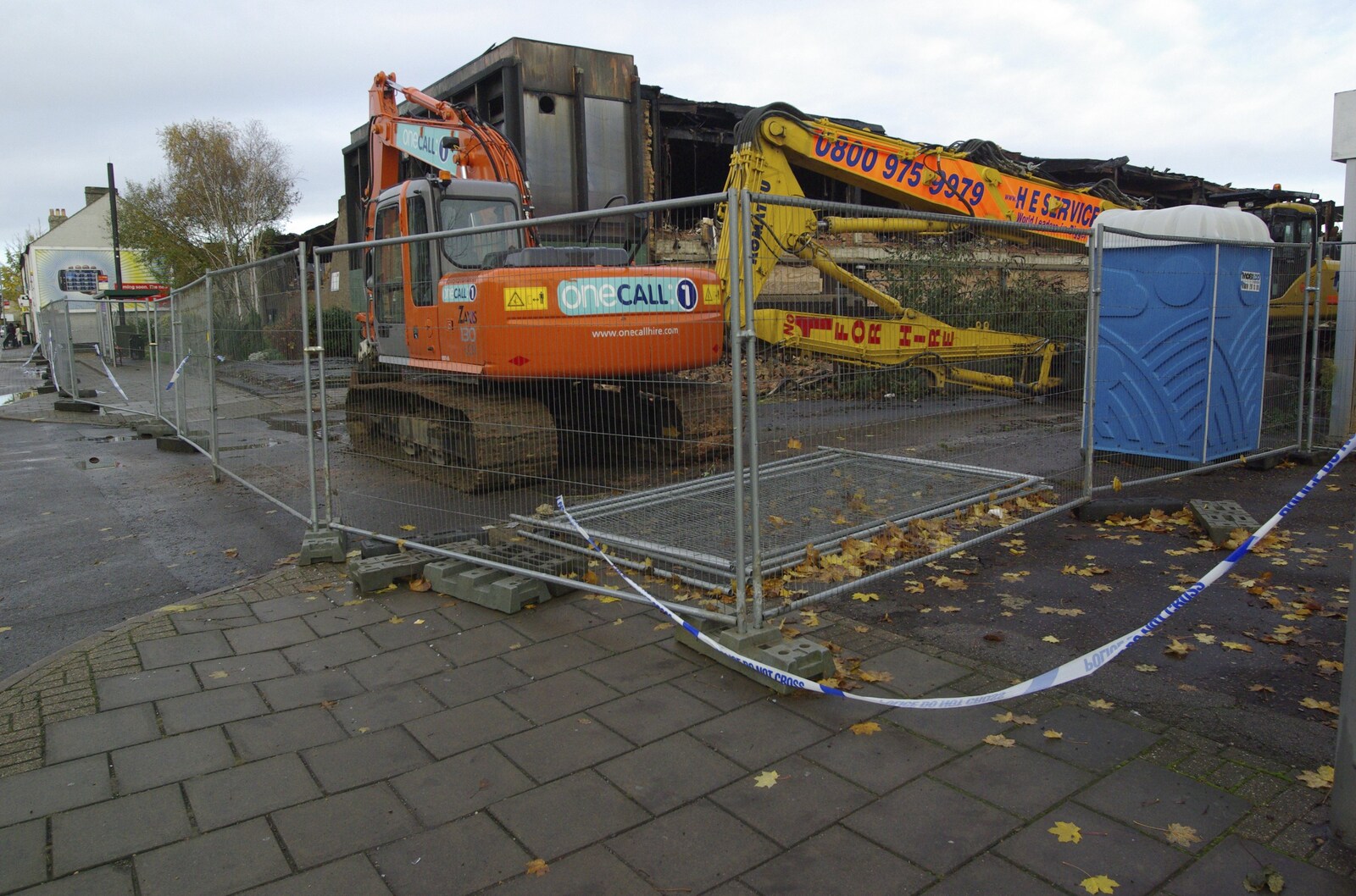 Barriers around the site from Hedwig Visits, and a Mill Road Fire, Brome and Cambridge - 20th November 2008